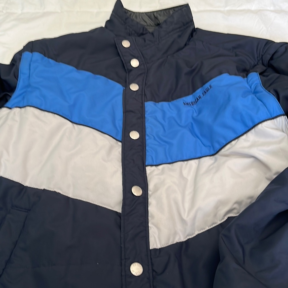 American Eagle reversible jacket- Zip-off sleeves jacket